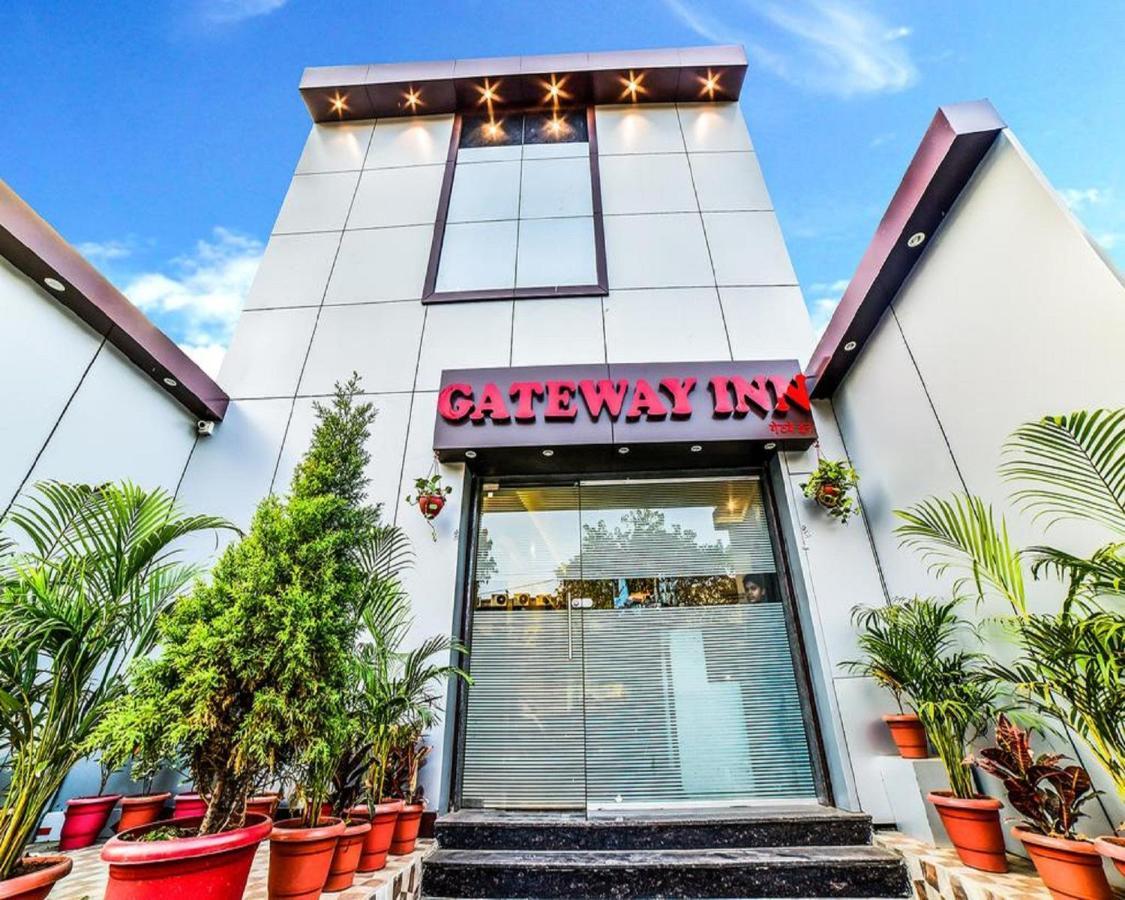 Gateway Inn Mumbai Exterior photo