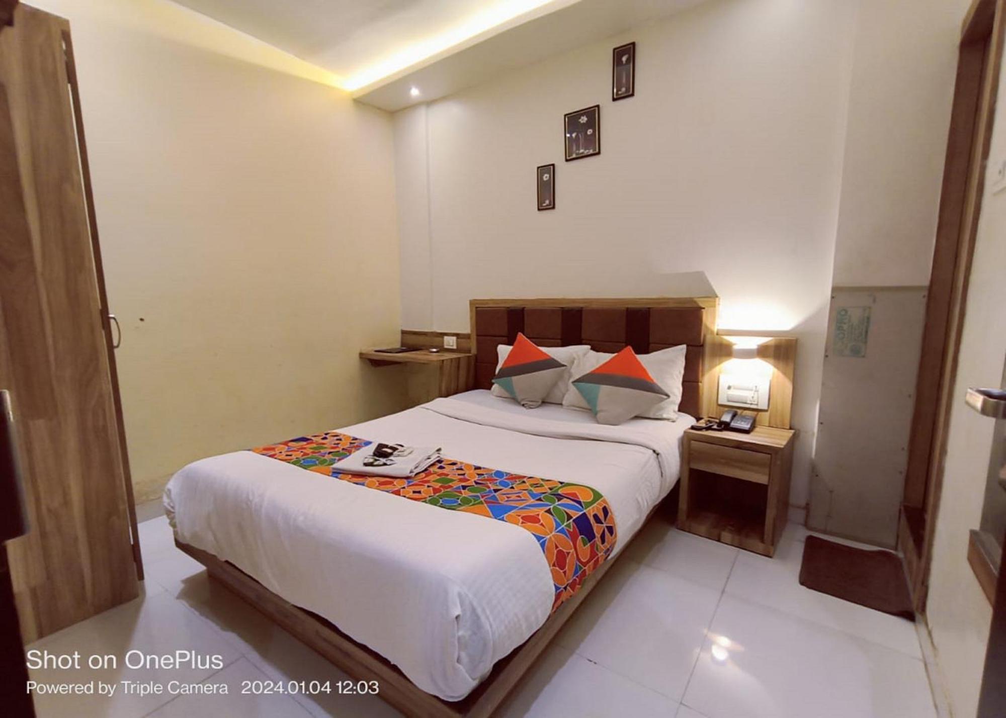 Gateway Inn Mumbai Exterior photo